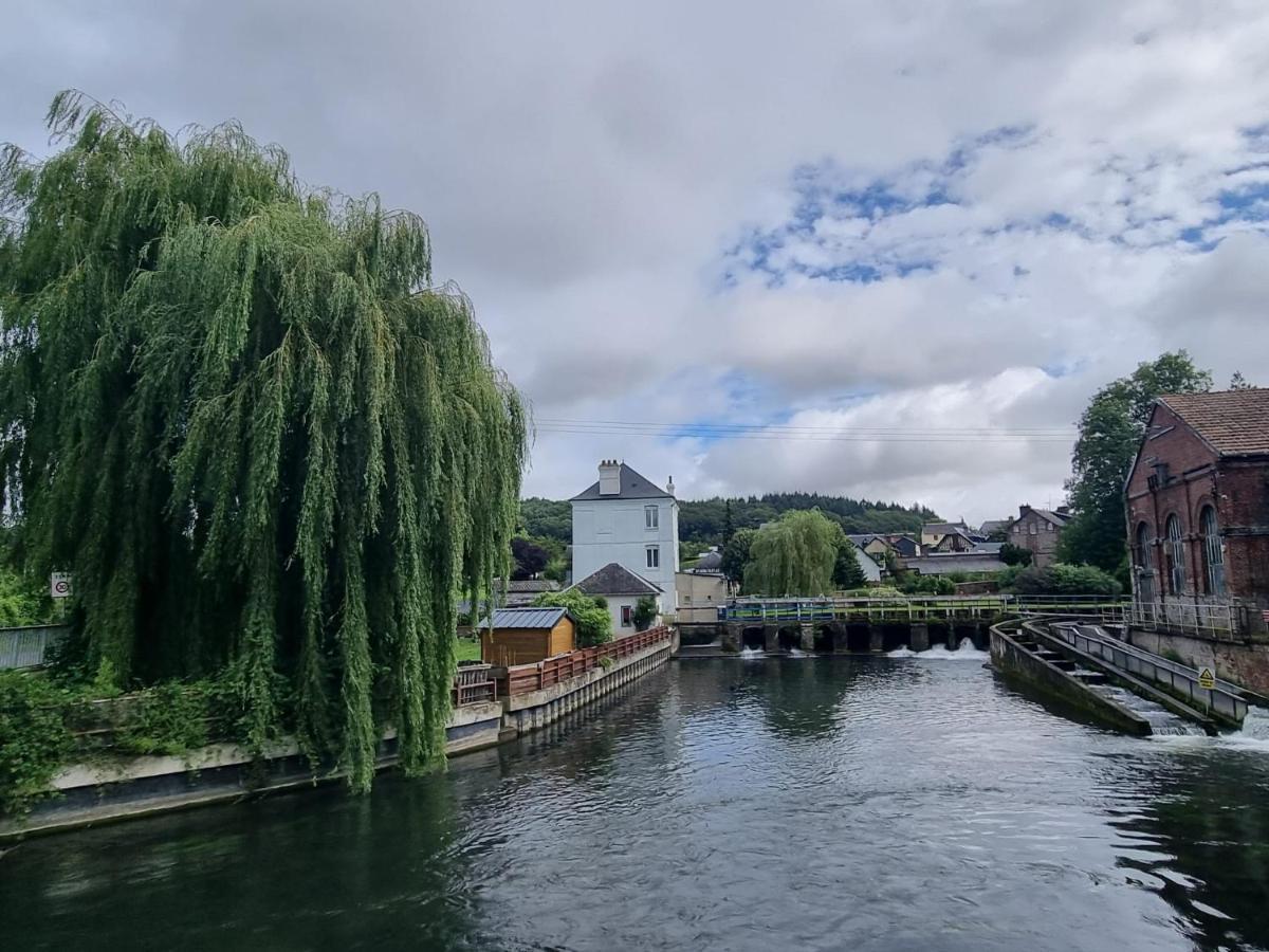 Le Moulin De La Risle Bed & Breakfast Corneville-sur-Risle Bagian luar foto